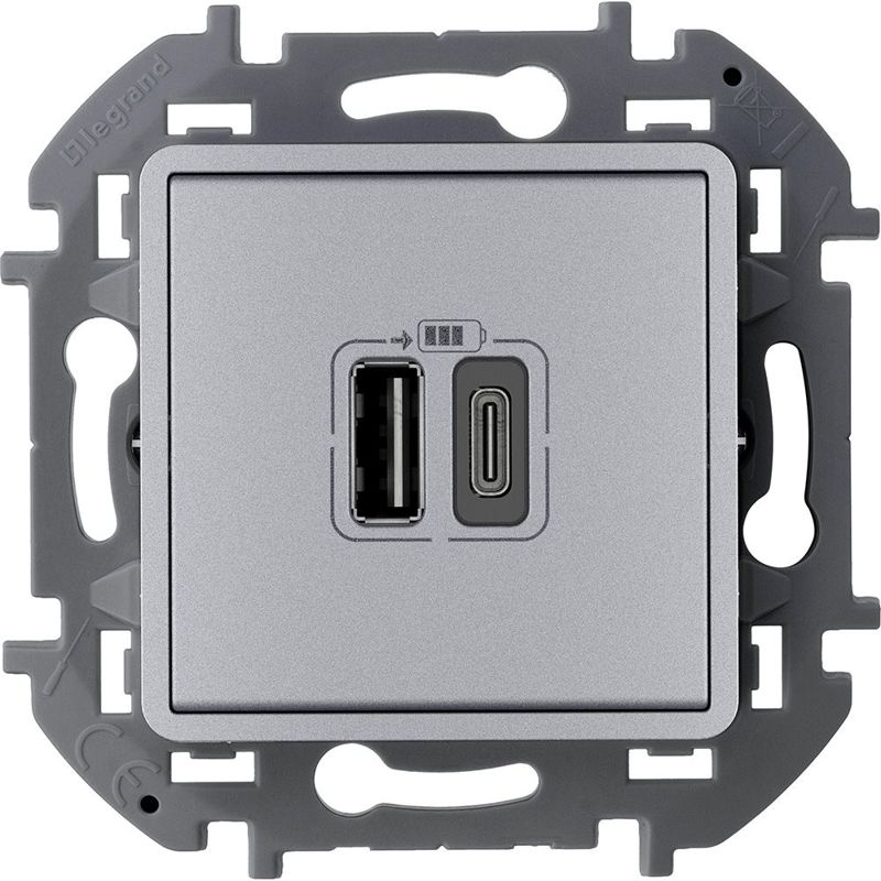 Устройство зарядное Inspiria с 2-мя USB разьемами A и C 240В/5В 3000мА алюм. IEK 673762